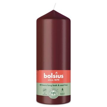 Bolsius wijnrood stompkaars 150/58 (42 uur) velvet red verpakt per 6 stuks
