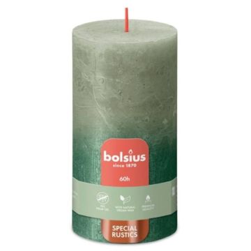 Bolsius rustiek fading olijfgroen en metalliek groen stompkaarsen 130/68 (60 uur) fresh olive metallic green verpakt per 4 stuks